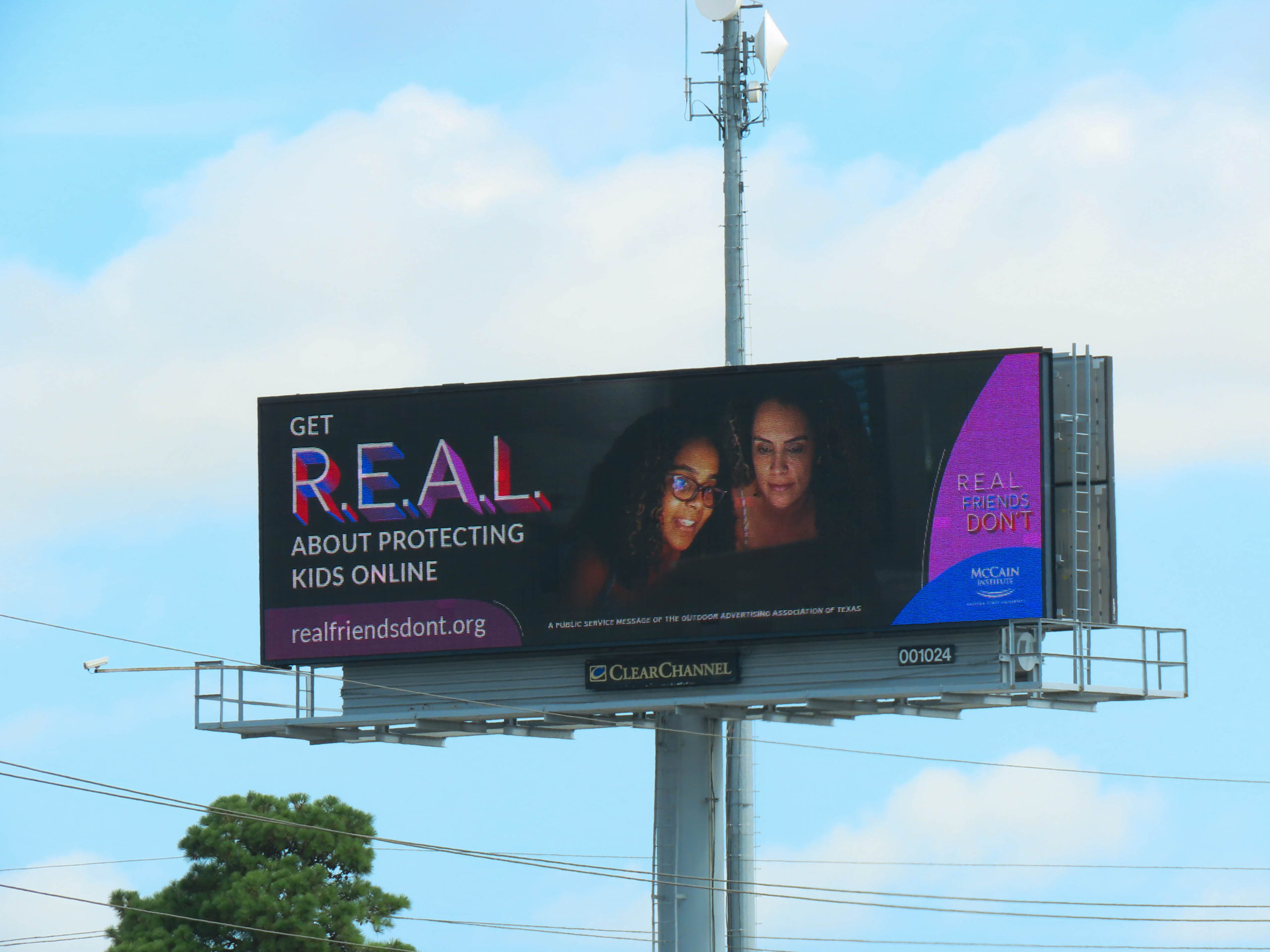 R.E.A.L. Friends Don’t unveils billboards in San Antonio